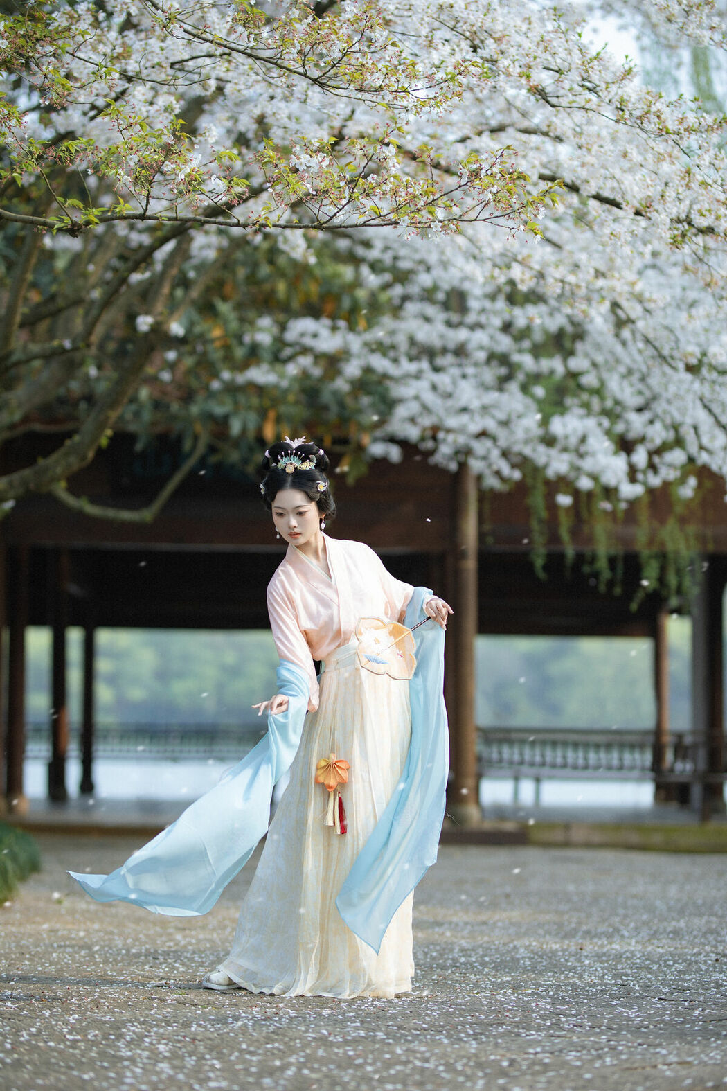 YiTuYu艺图语 Vol.10110 Ting Er (14P)