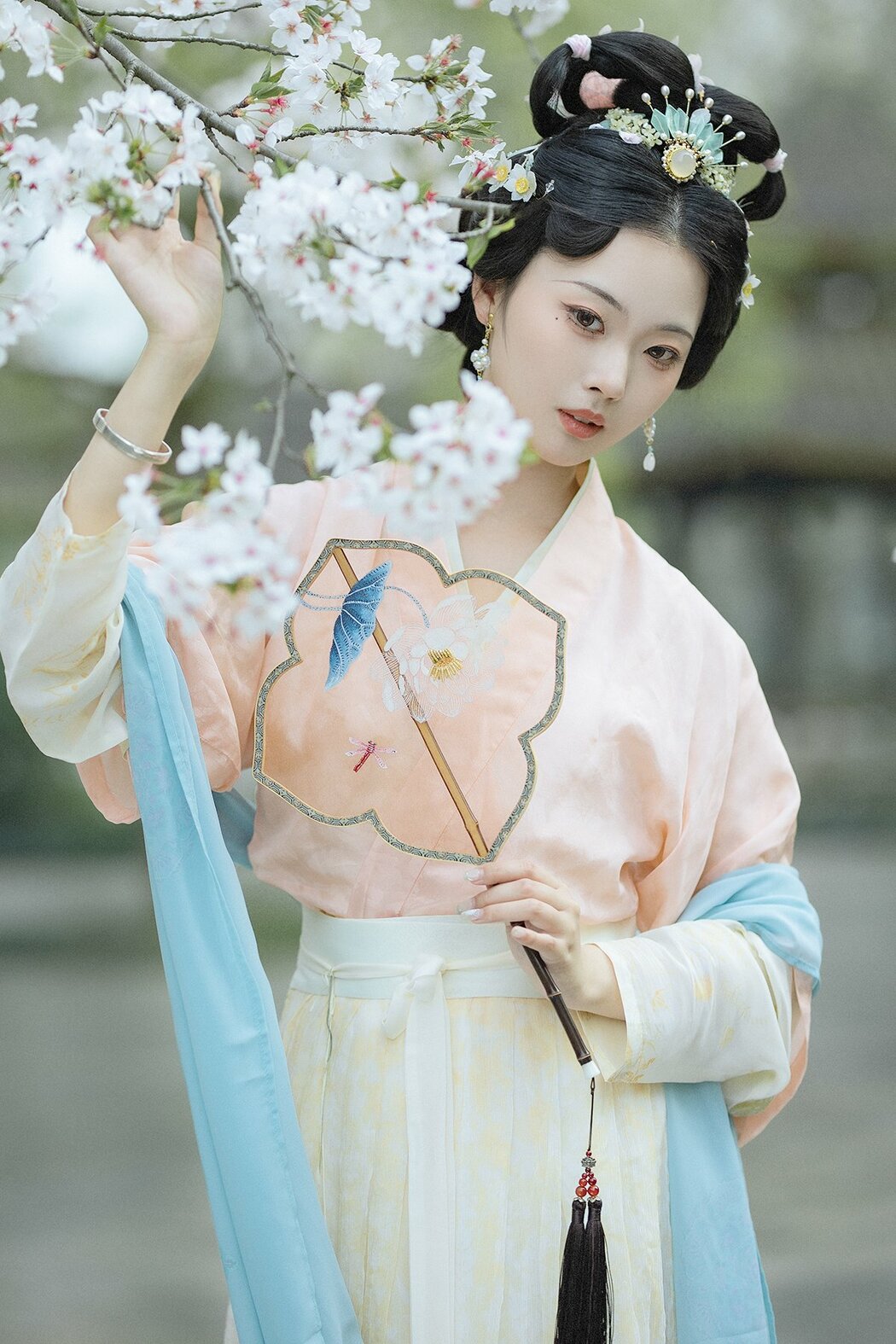 YiTuYu艺图语 Vol.10110 Ting Er (14P) Cover Photo
