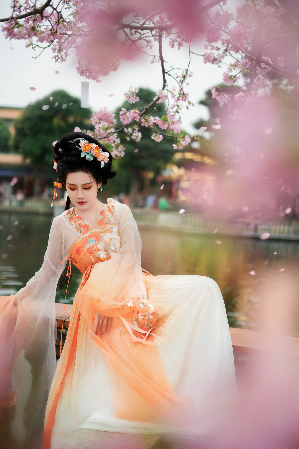 YiTuYu艺图语 Vol.10111 Yan Zi (19P)