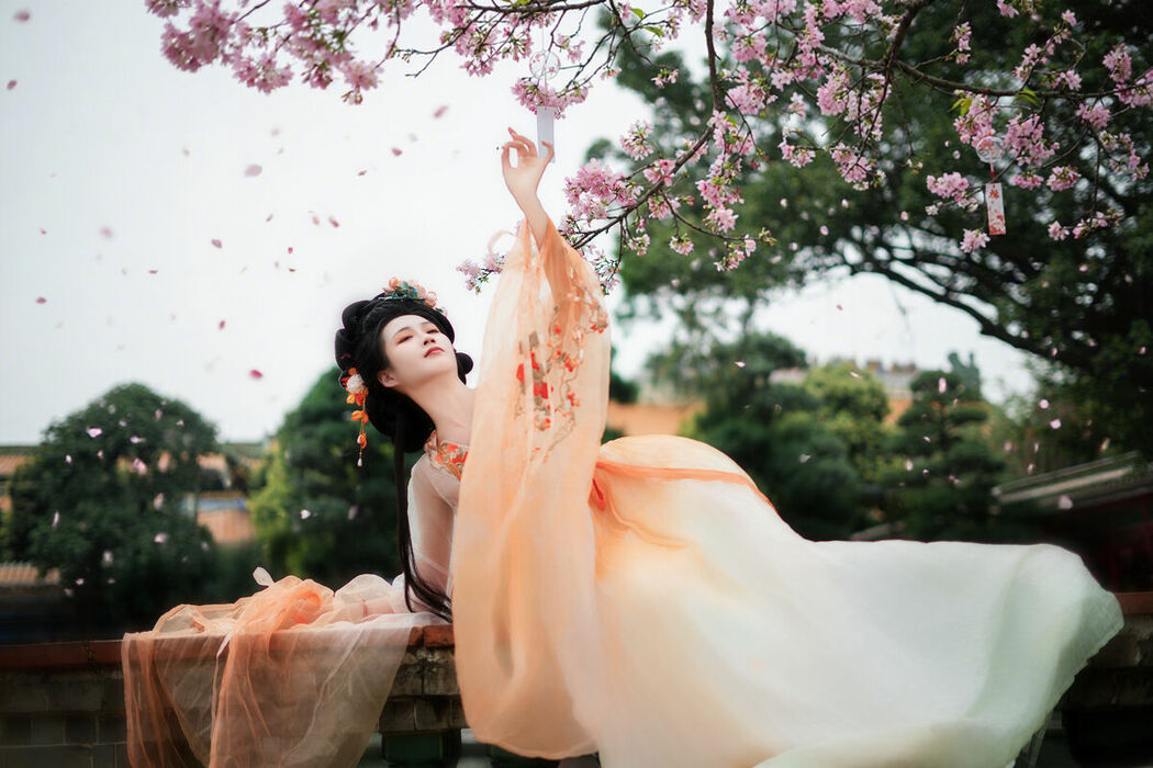 YiTuYu艺图语 Vol.10111 Yan Zi (19P)