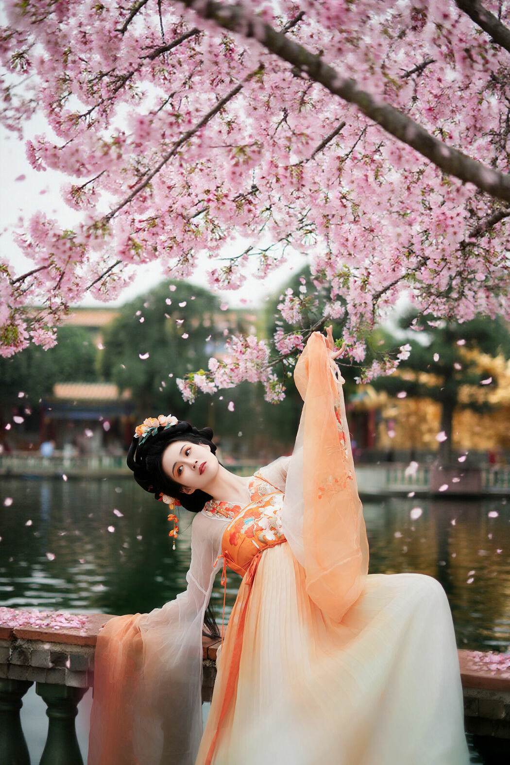 YiTuYu艺图语 Vol.10111 Yan Zi (19P)