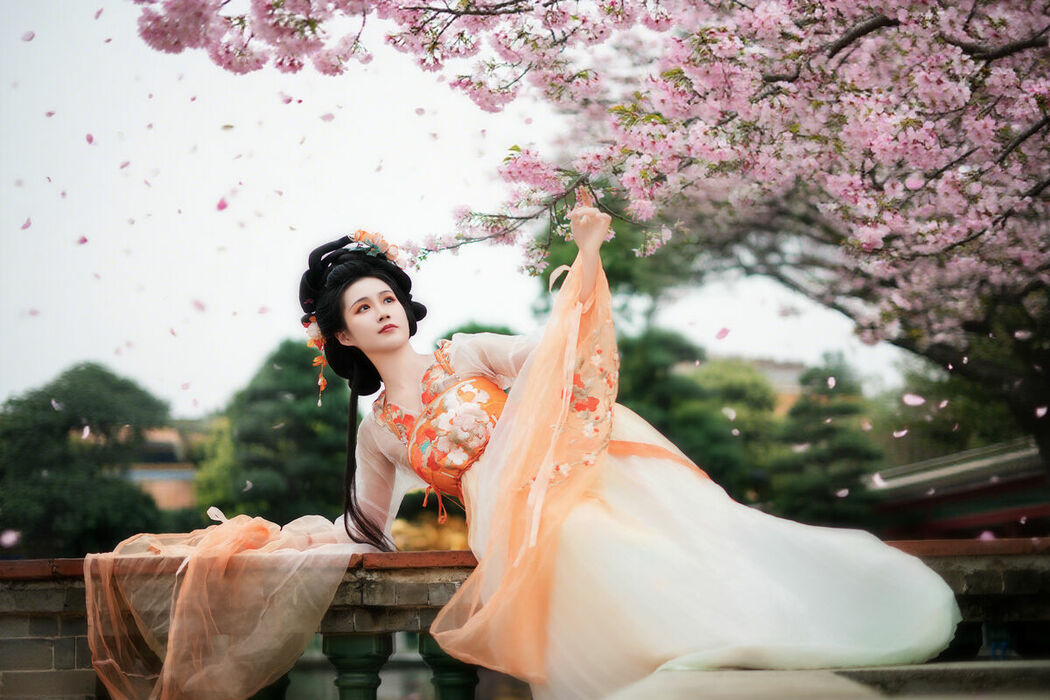 YiTuYu艺图语 Vol.10111 Yan Zi (19P)