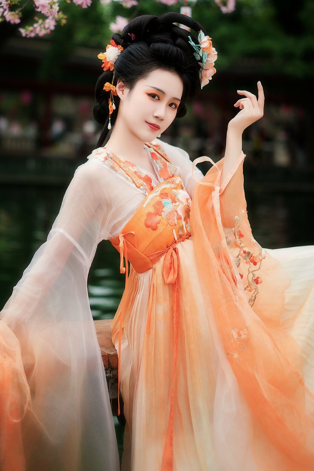 YiTuYu艺图语 Vol.10111 Yan Zi (19P) Cover Photo