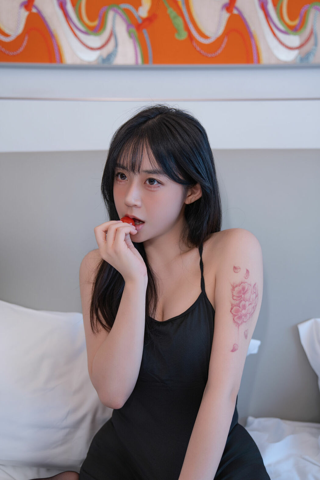 YiTuYu艺图语 Vol.10112 Yi Yuan Tong Xue Jodie (73P)