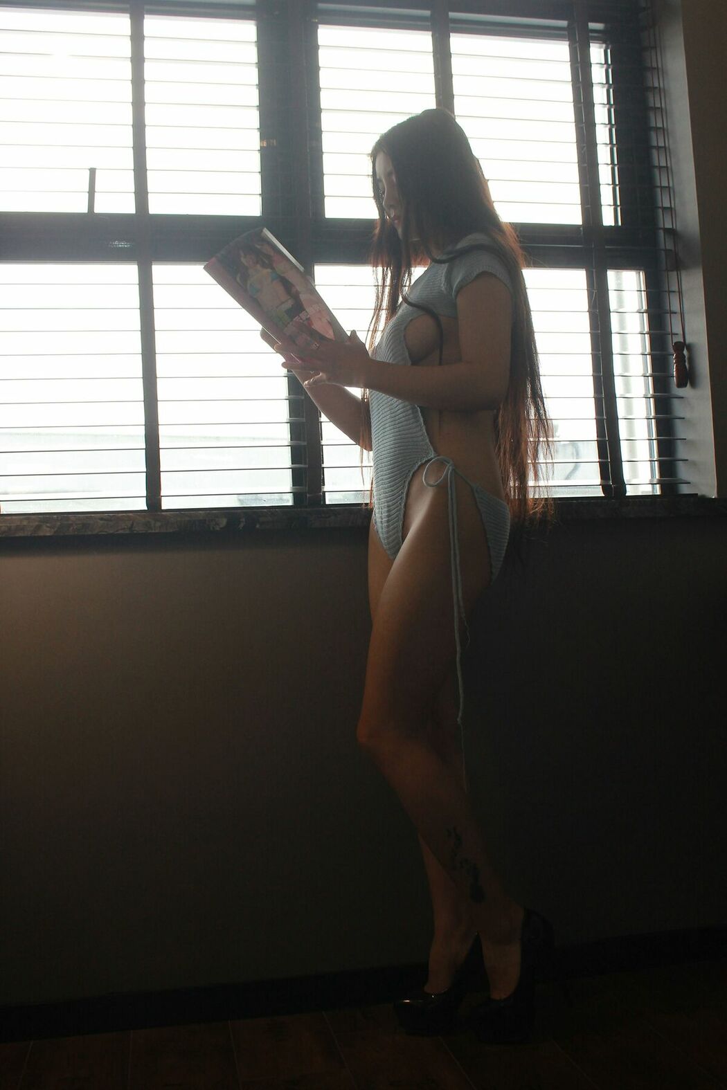 Private Photoshoot Cici – 高挑长腿女神 粉嫩特写 全尺度私拍 Part02 (65P)