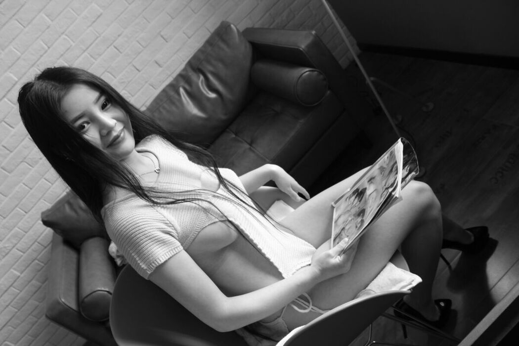 Private Photoshoot Cici – 高挑长腿女神 粉嫩特写 全尺度私拍 Part01 (65P)