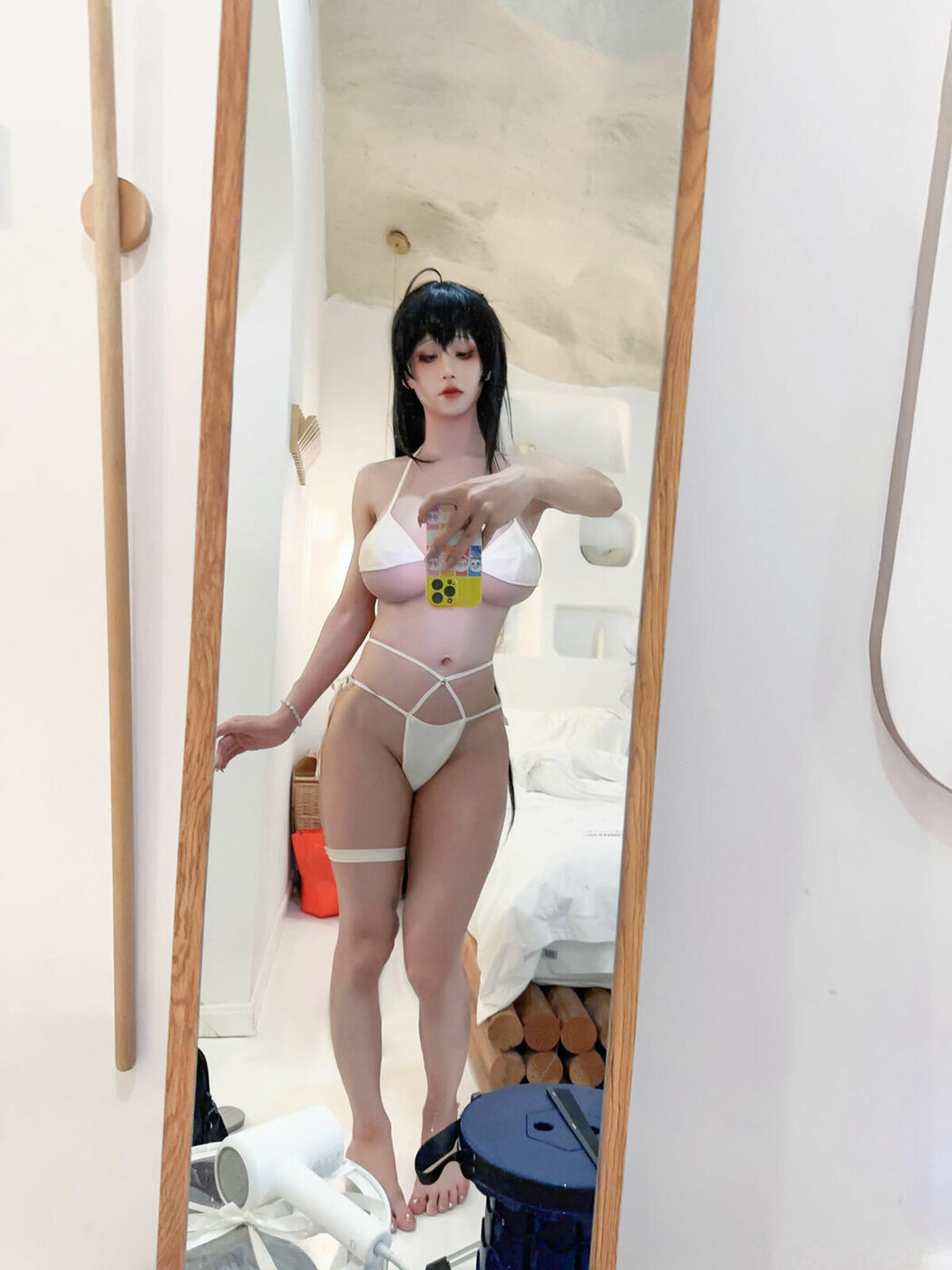 Coser@桜满三时 – 碧蓝航线 大凤 泳装 Part02 (68P)