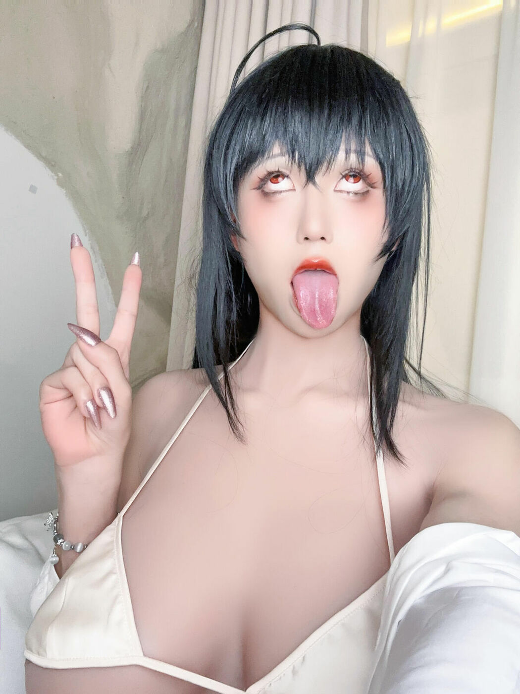 Coser@桜满三时 – 碧蓝航线 大凤 泳装 Part02 (68P)