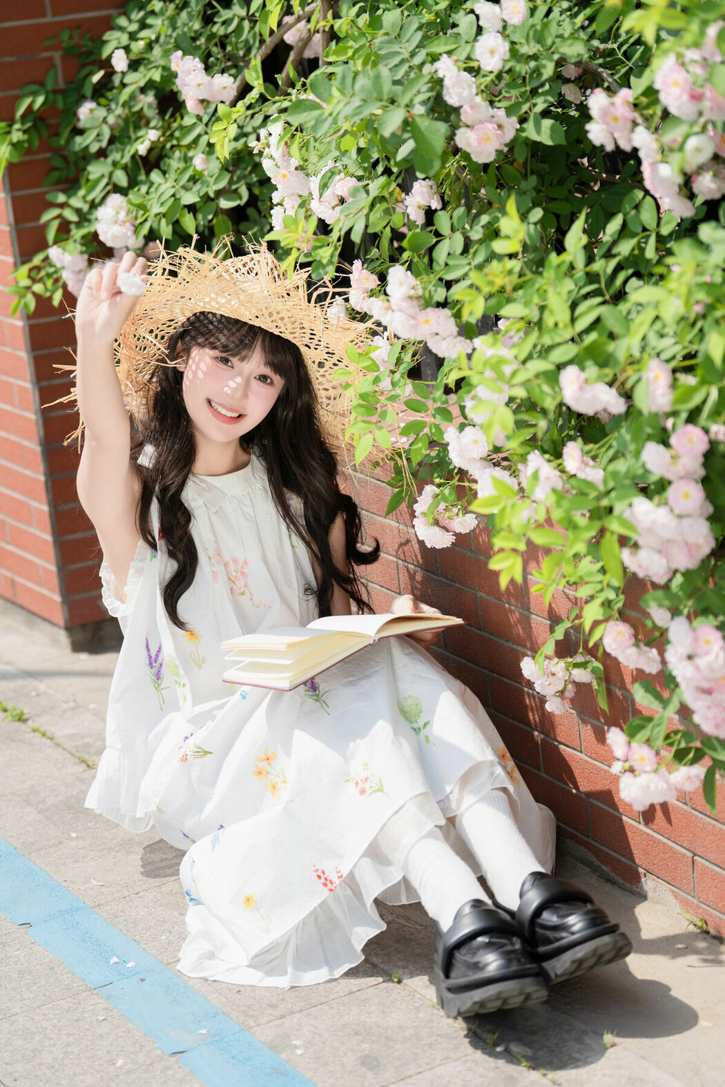 YiTuYu艺图语 Vol.10121 Xia Yu Xiao Nian (36P)