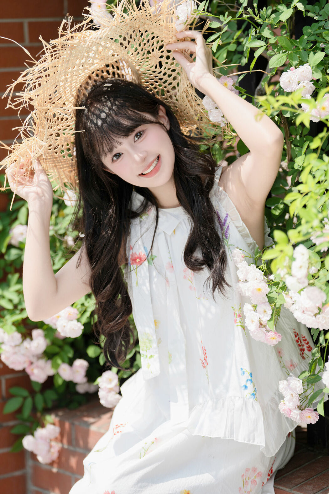 YiTuYu艺图语 Vol.10121 Xia Yu Xiao Nian (36P)