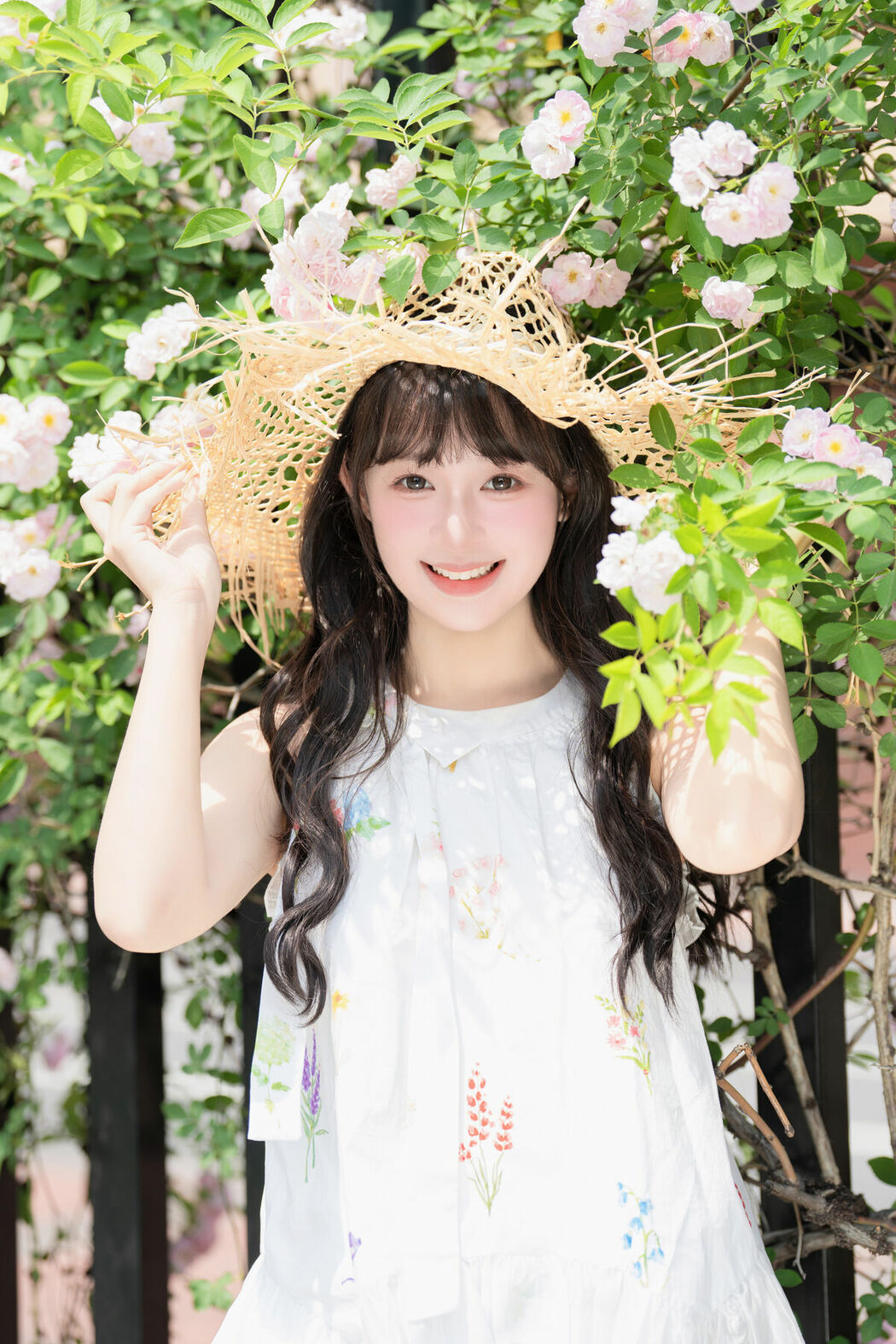 YiTuYu艺图语 Vol.10121 Xia Yu Xiao Nian (36P)
