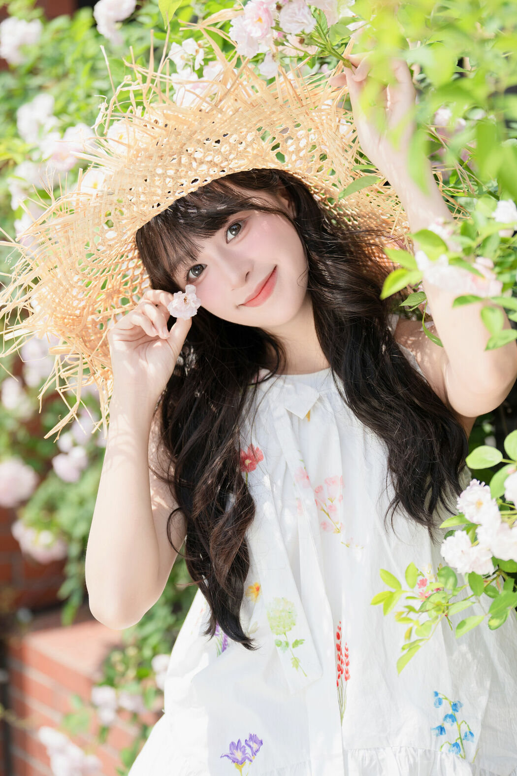 YiTuYu艺图语 Vol.10121 Xia Yu Xiao Nian (36P)