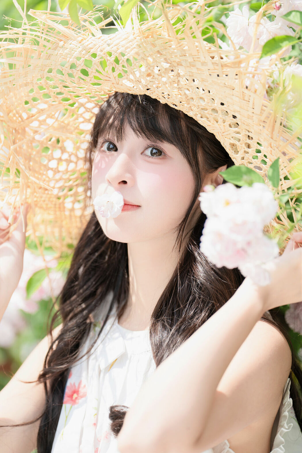 YiTuYu艺图语 Vol.10121 Xia Yu Xiao Nian (36P)