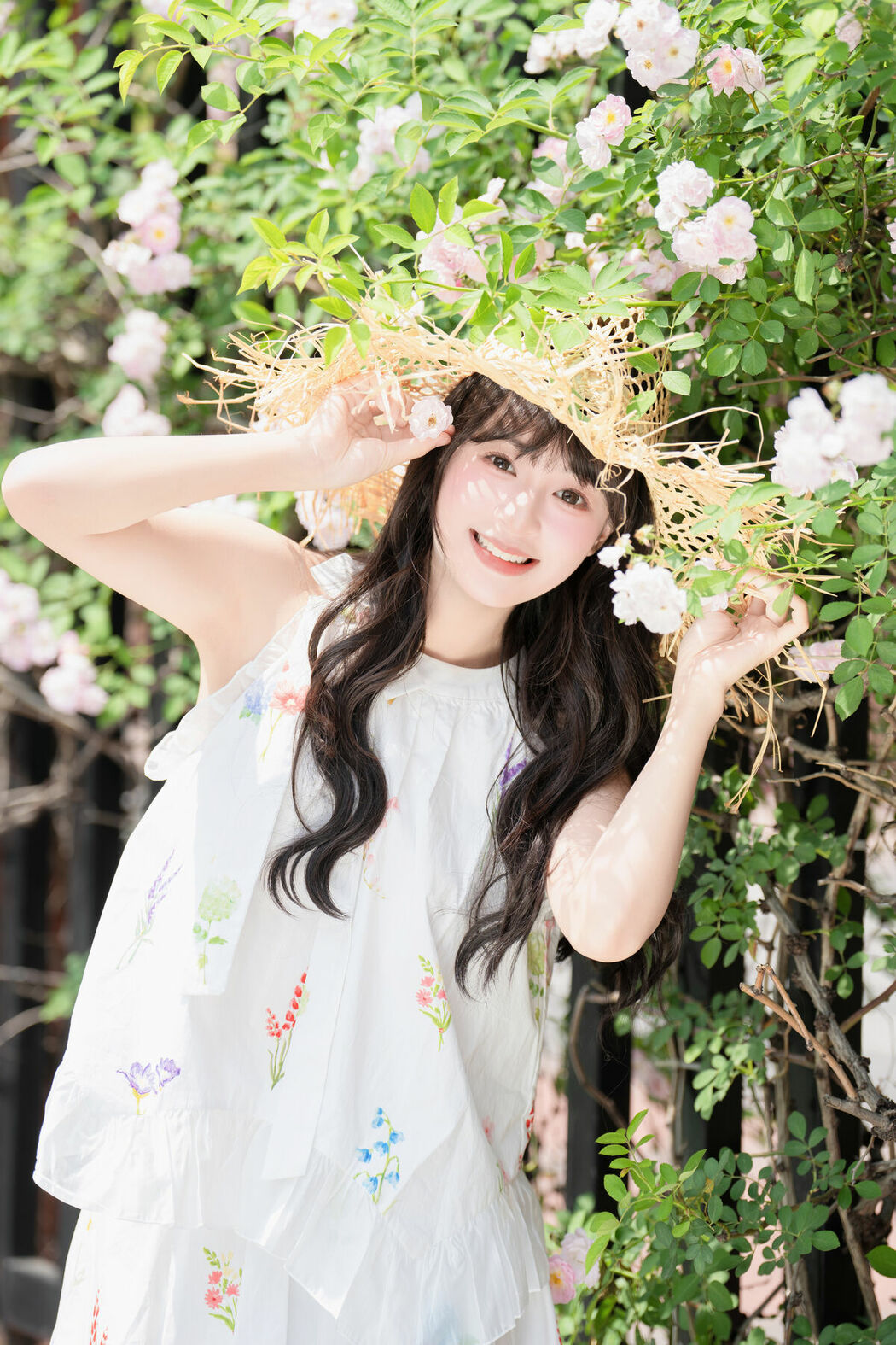 YiTuYu艺图语 Vol.10121 Xia Yu Xiao Nian (36P)