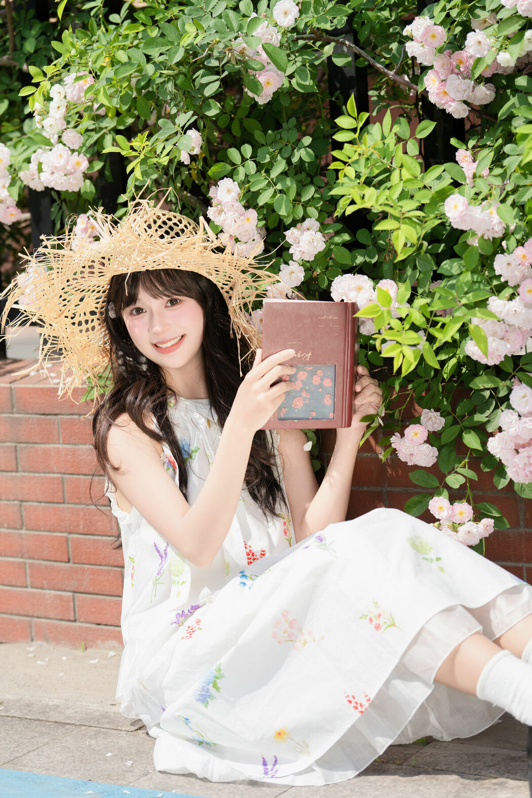 YiTuYu艺图语 Vol.10121 Xia Yu Xiao Nian (36P)