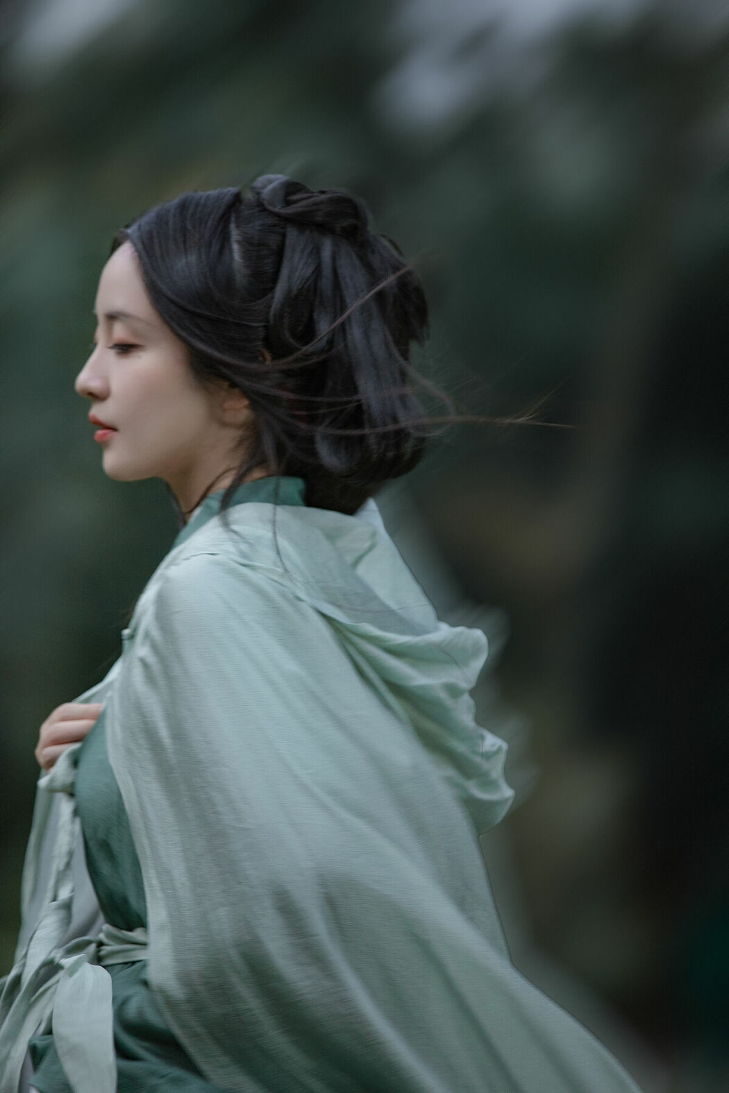 YiTuYu艺图语 Vol.10122 Xiao Wen Nuan Xiang Yao Ge Da Tai Yang (18P)