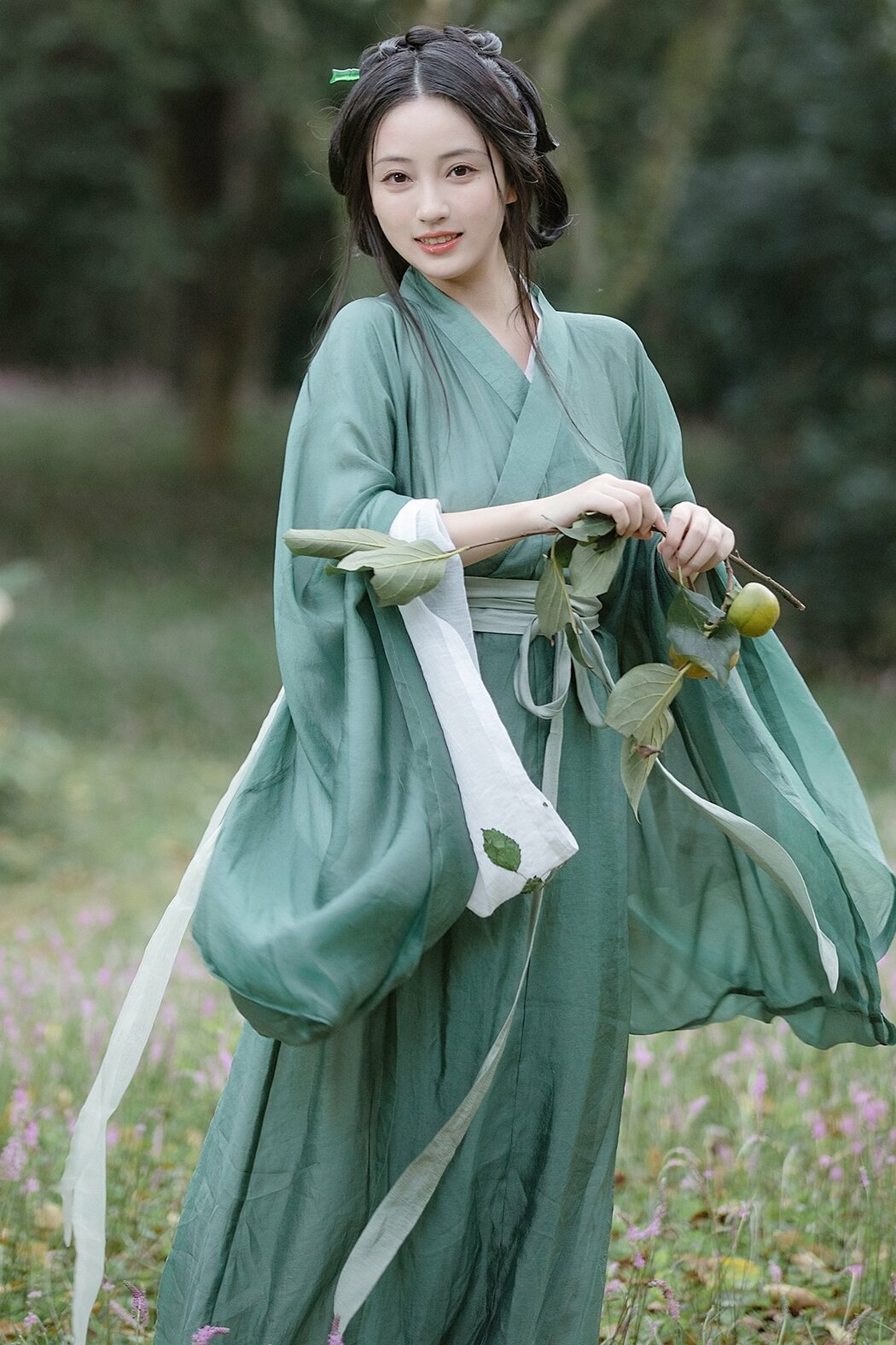 YiTuYu艺图语 Vol.10122 Xiao Wen Nuan Xiang Yao Ge Da Tai Yang (18P) Cover Photo