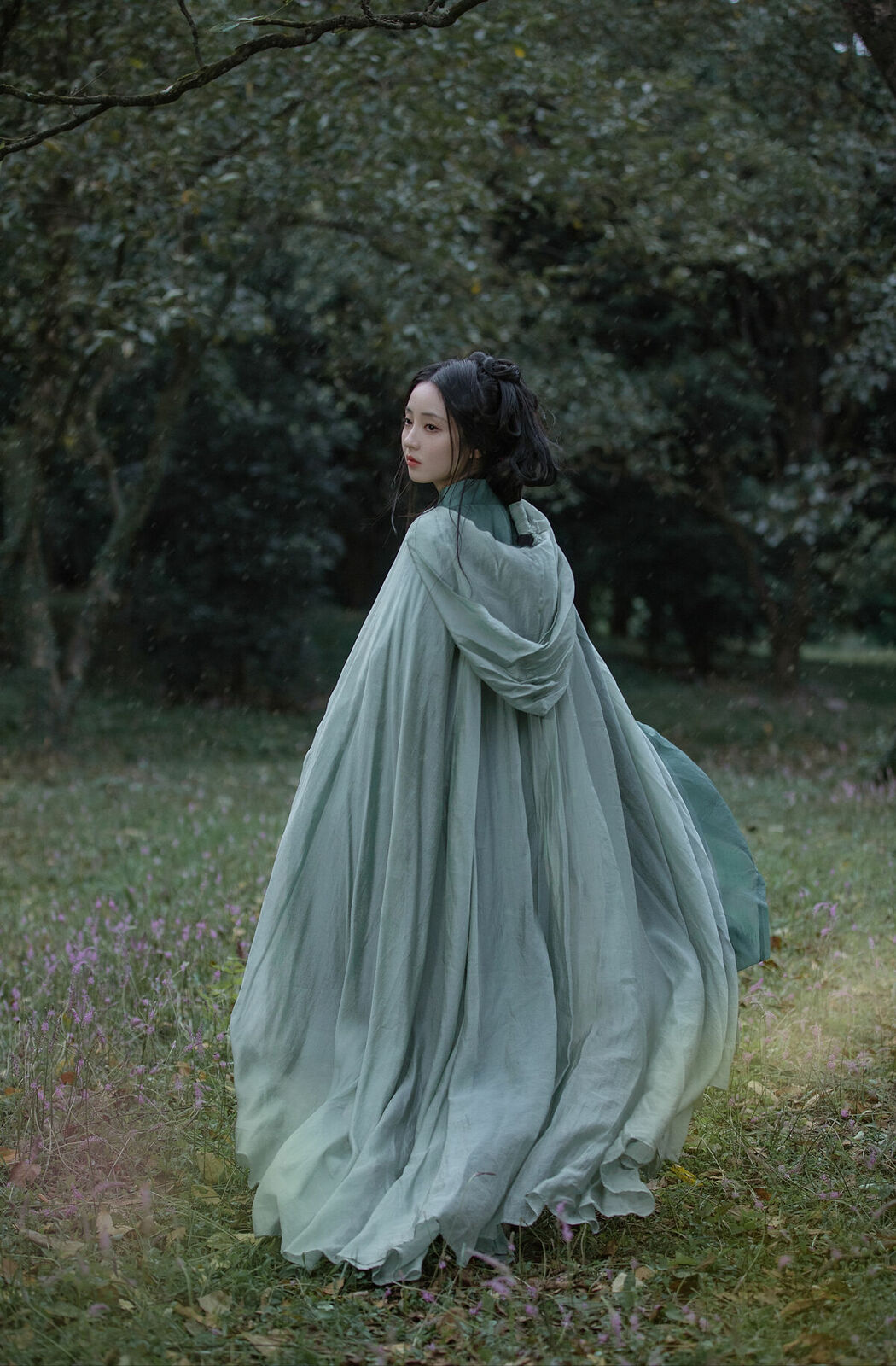 YiTuYu艺图语 Vol.10122 Xiao Wen Nuan Xiang Yao Ge Da Tai Yang (18P)