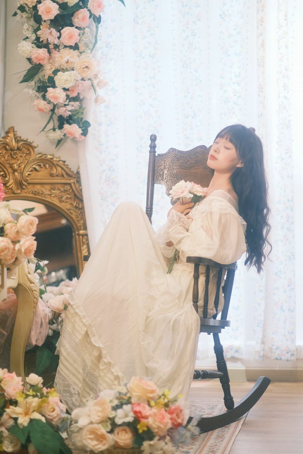 YiTuYu艺图语 Vol.10124 Ye Zhi (22P)