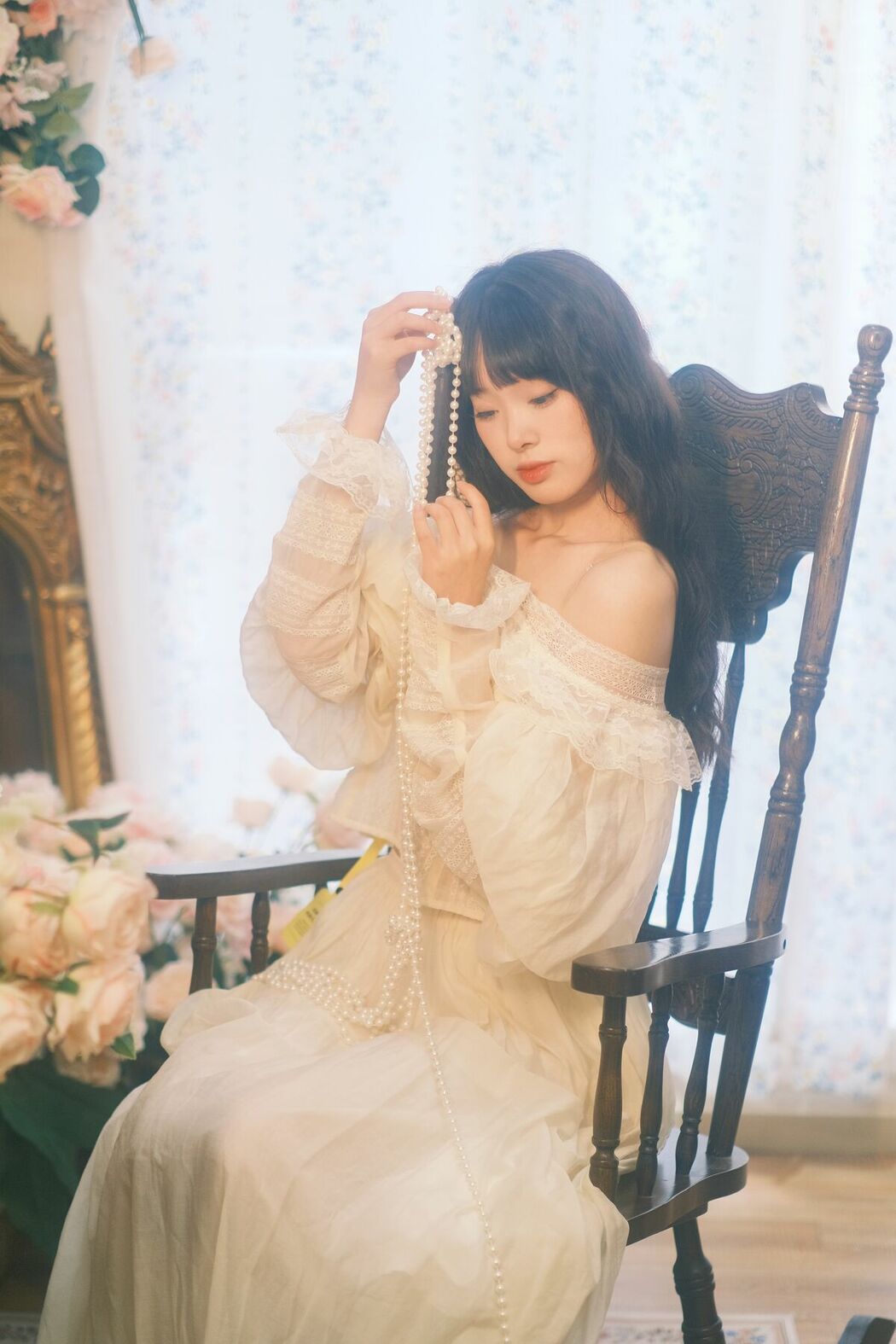 YiTuYu艺图语 Vol.10124 Ye Zhi (22P)