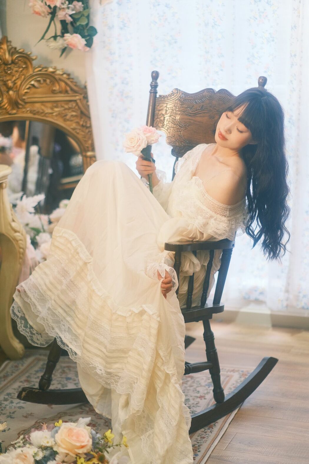 YiTuYu艺图语 Vol.10124 Ye Zhi (22P)