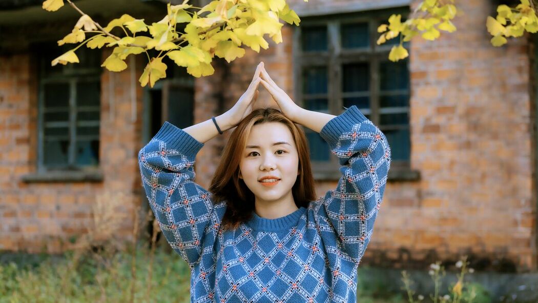 YiTuYu艺图语 Vol.10133 Xin Xin (14P)