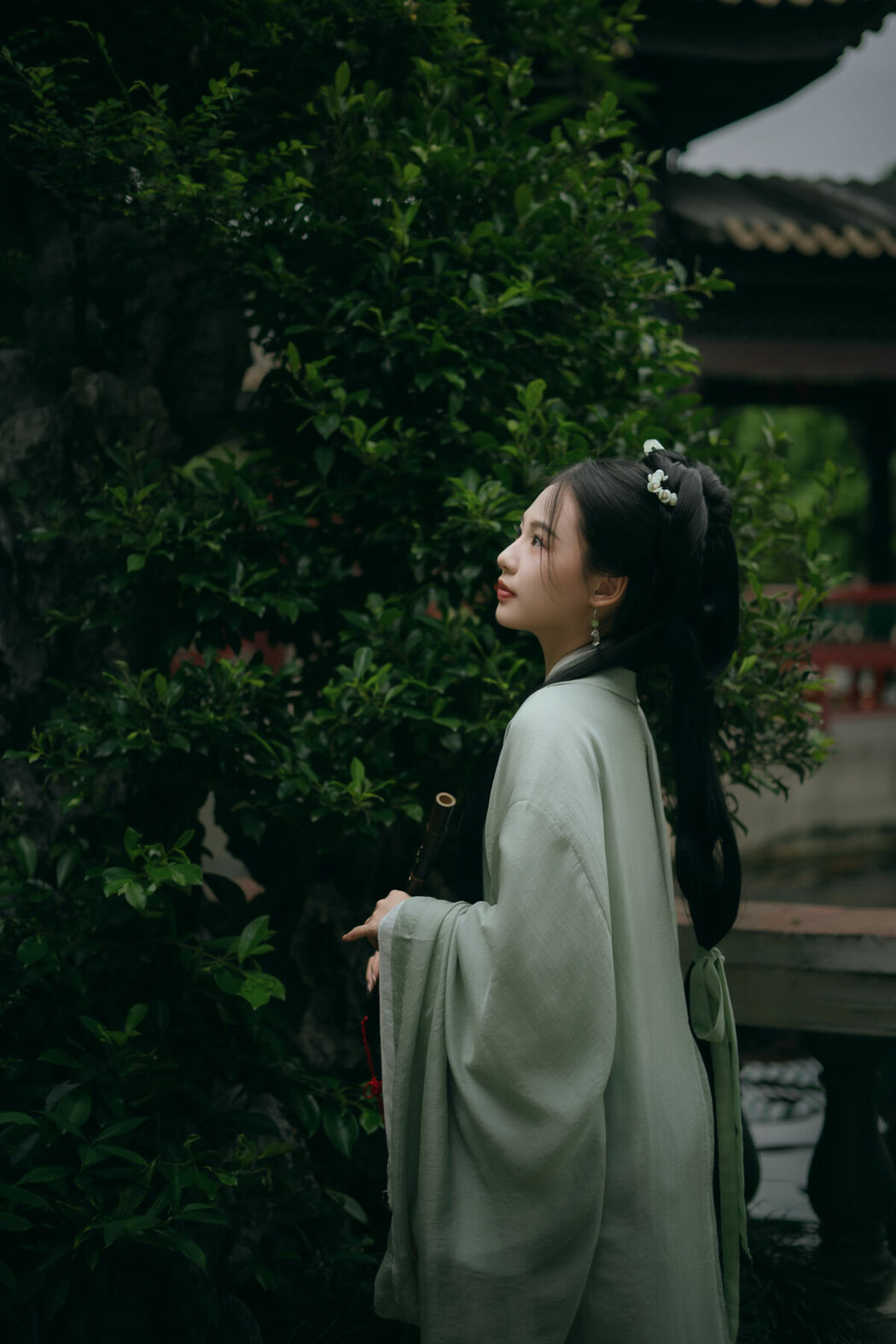 YiTuYu艺图语 Vol.10134 Zuan Shi (17P)