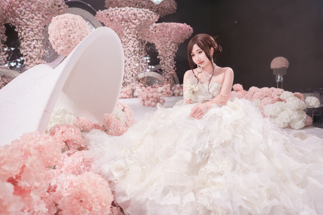 YiTuYu艺图语 Vol.10135 Xiao She (24P)