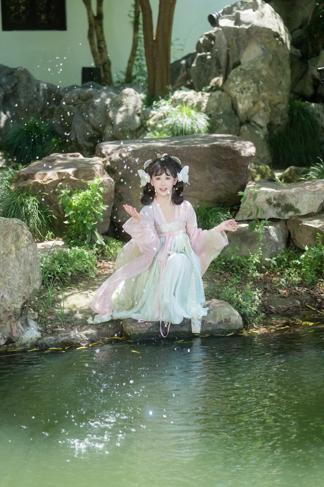 YiTuYu艺图语 Vol.10138 Jiao Yi Zhi Sui Sui (40P)