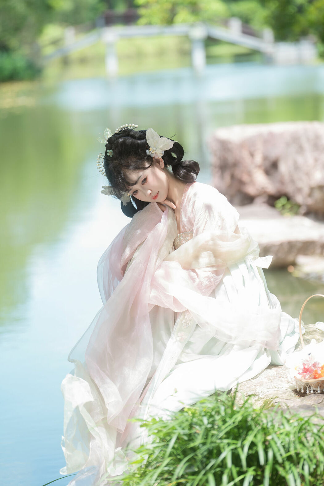 YiTuYu艺图语 Vol.10138 Jiao Yi Zhi Sui Sui (40P)