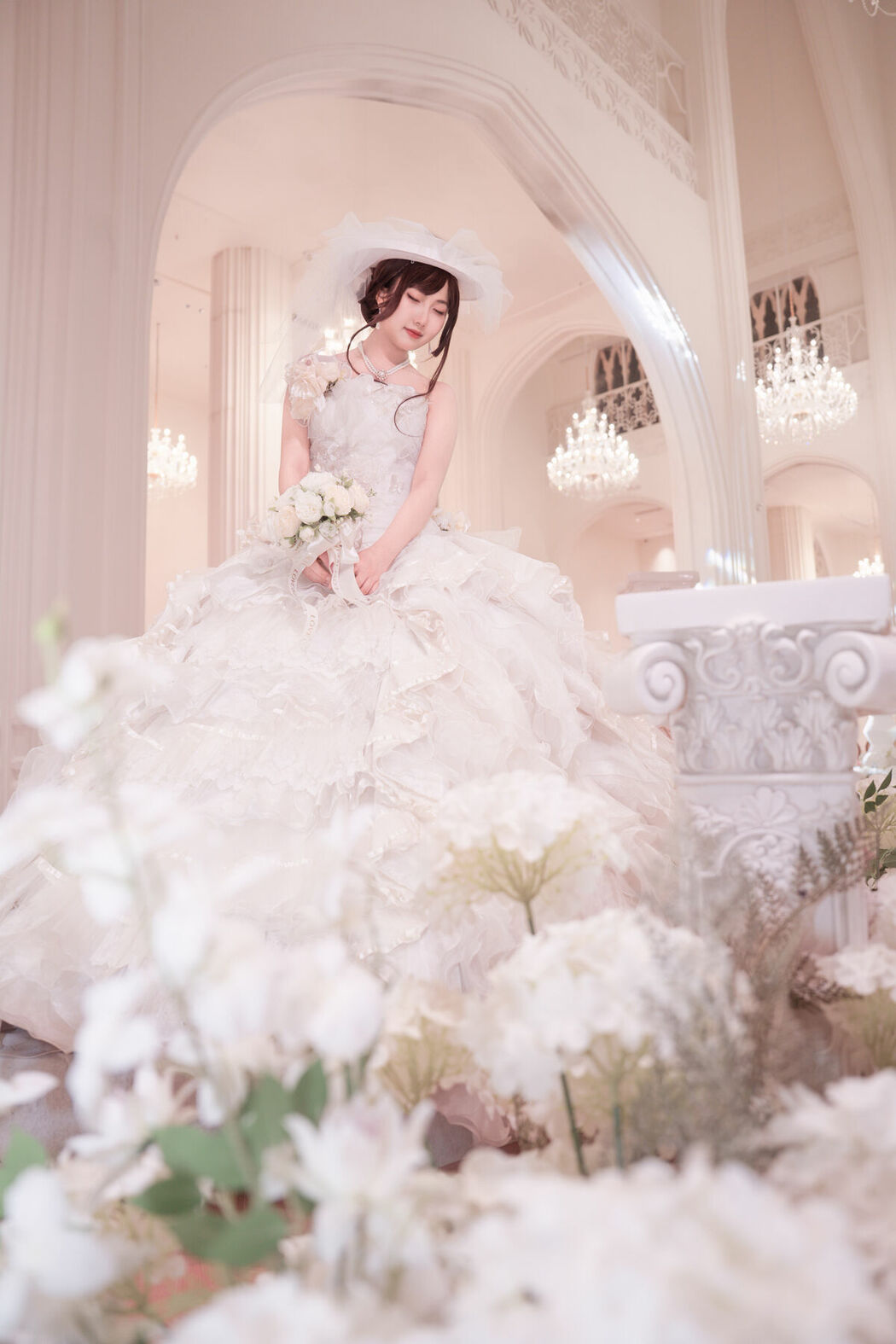 YiTuYu艺图语 Vol.10135 Xiao She (24P)