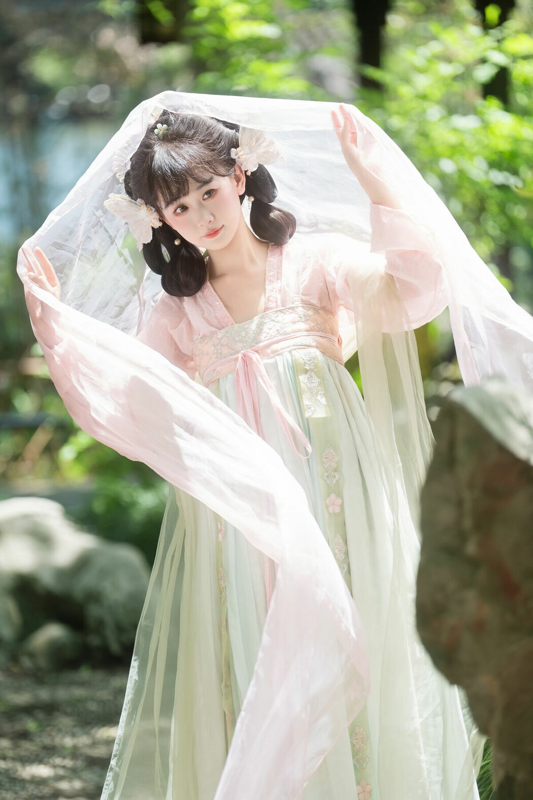 YiTuYu艺图语 Vol.10138 Jiao Yi Zhi Sui Sui (40P)