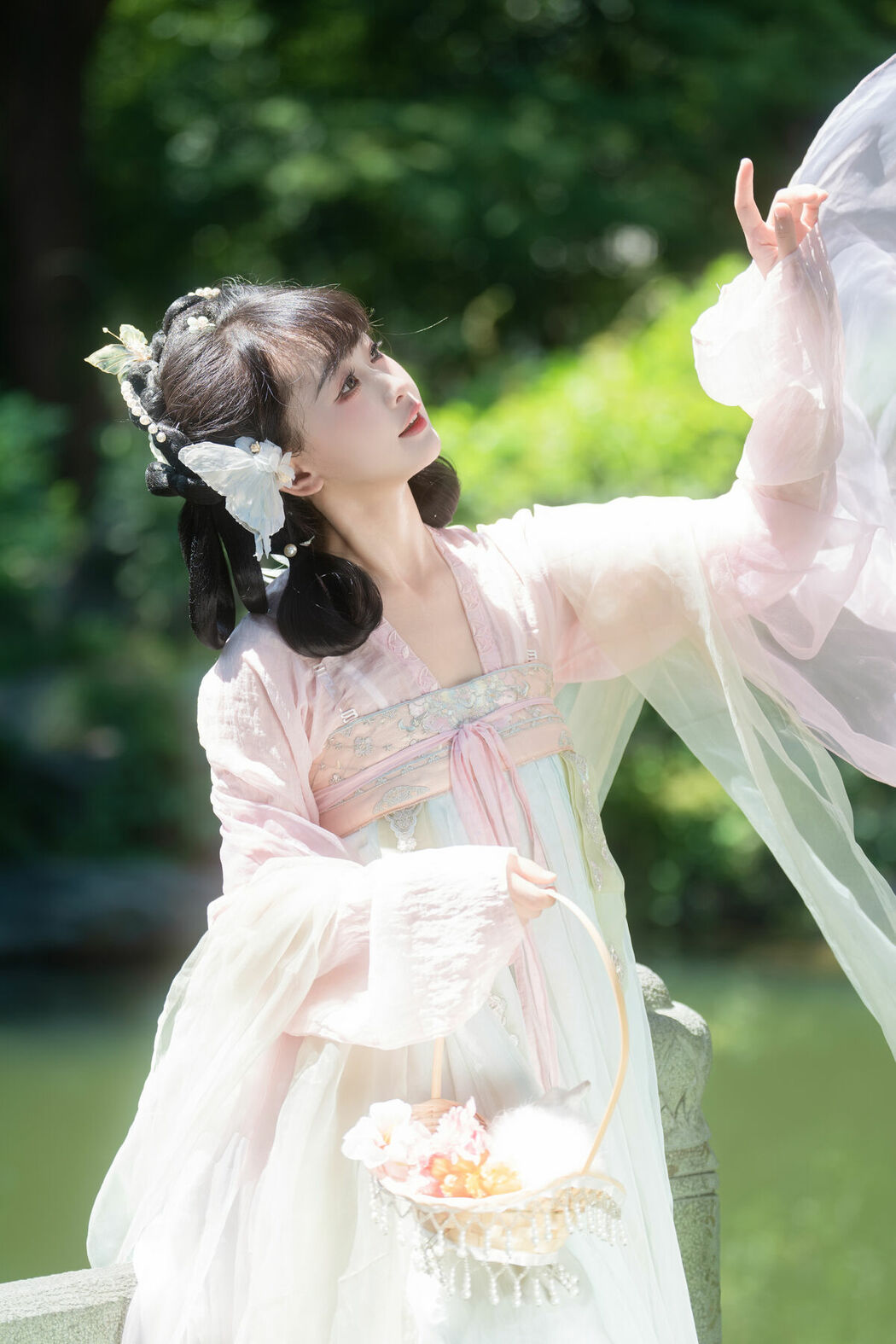 YiTuYu艺图语 Vol.10138 Jiao Yi Zhi Sui Sui (40P)