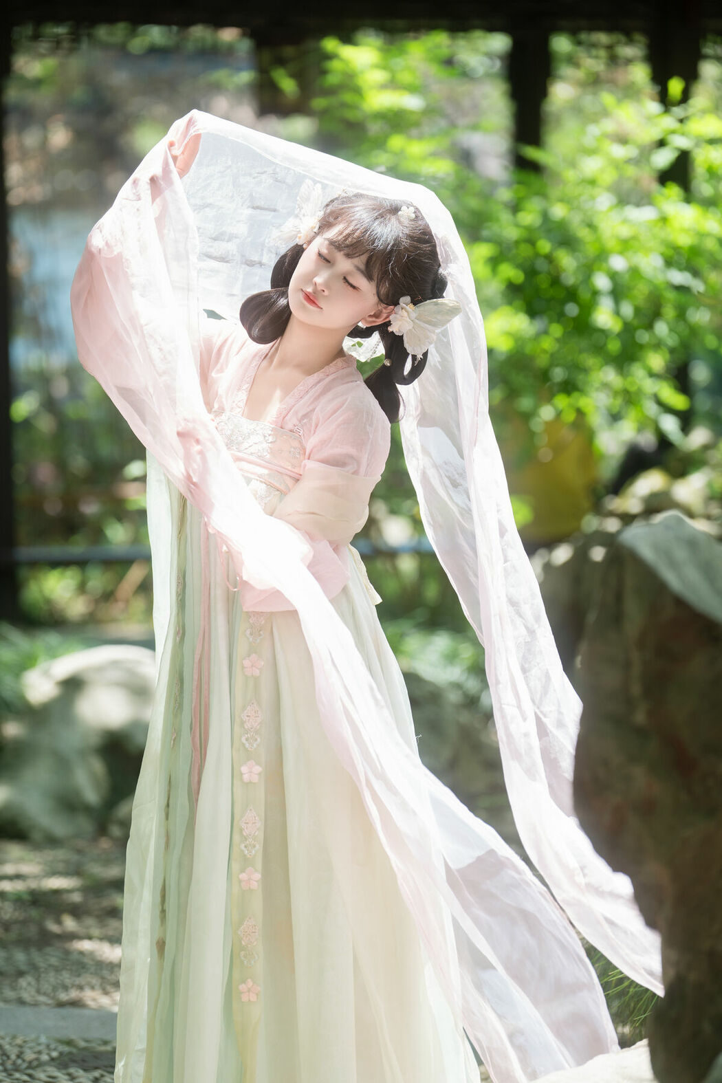 YiTuYu艺图语 Vol.10138 Jiao Yi Zhi Sui Sui (40P)