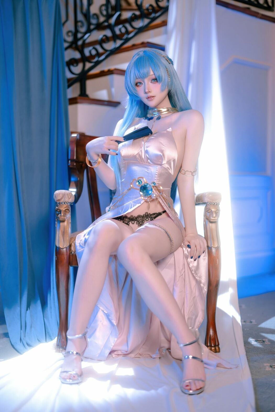 Coser@屿鱼 – 胜利女神 妮姬 海伦 礼服 (61P)