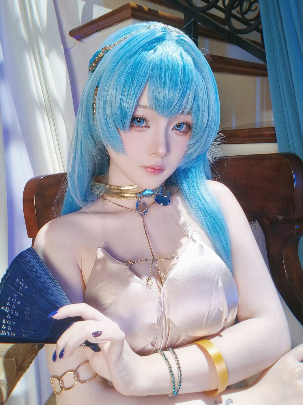 Coser@屿鱼 – 胜利女神 妮姬 海伦 礼服 (61P)