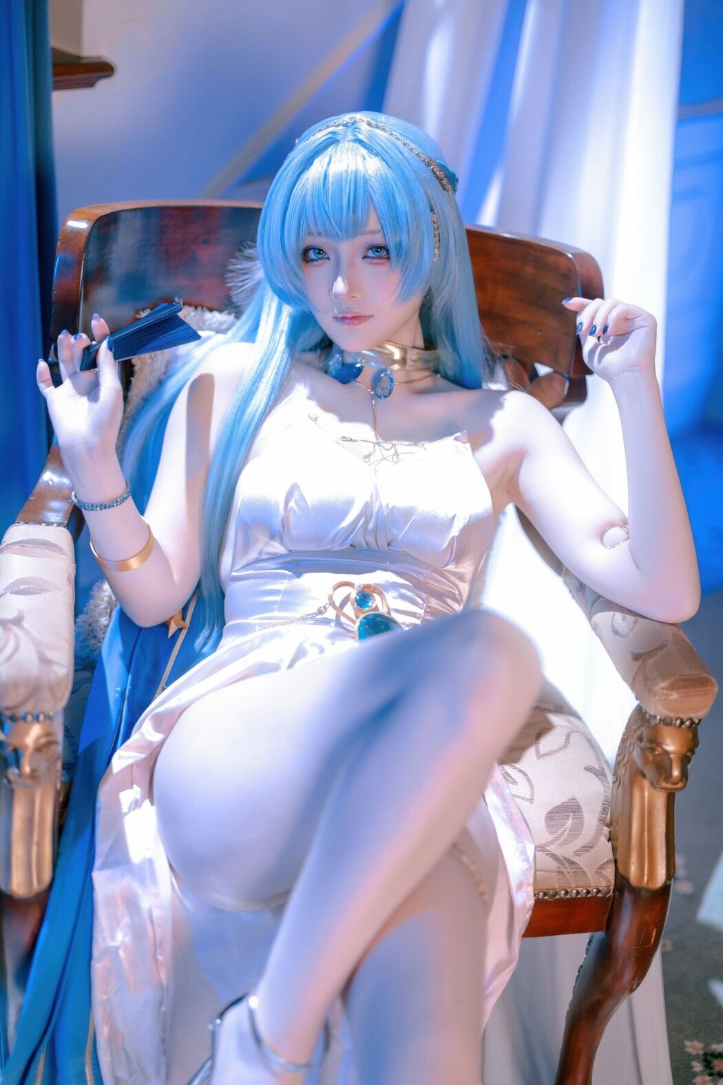 Coser@屿鱼 – 胜利女神 妮姬 海伦 礼服 (61P)