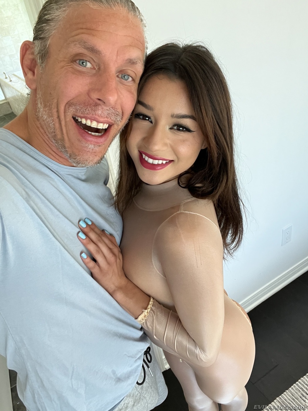Mickey Violet Sweet Mouth Ably Working Thick Erection