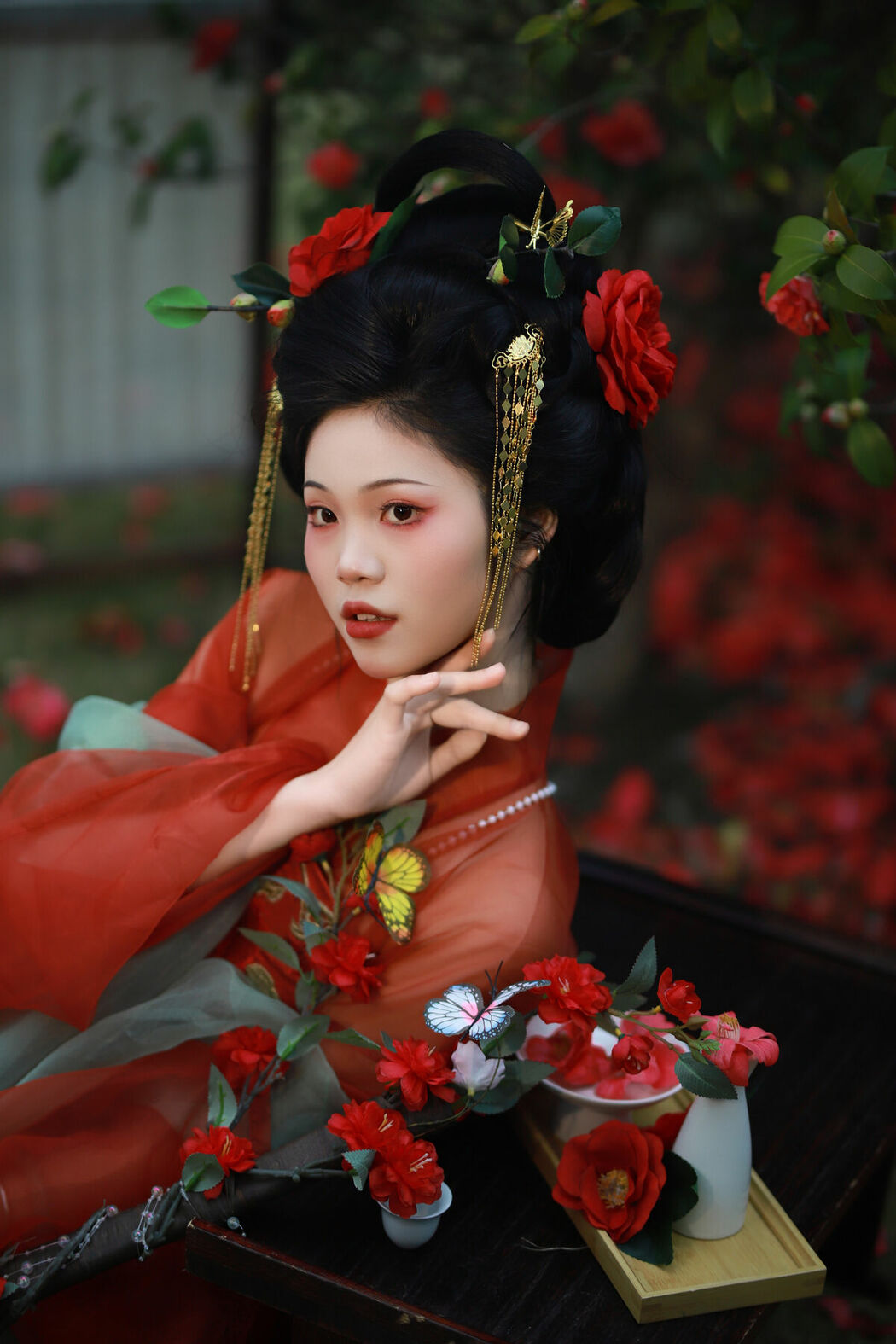 YiTuYu艺图语 Vol.10141 Jin Tian Yao Qu Hua Zhuang Ling (14P)