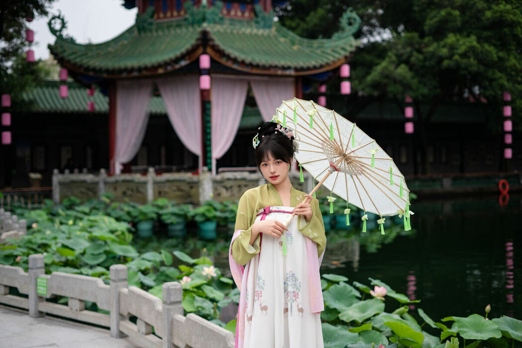 YiTuYu艺图语 Vol.10145 Jia Qi (18P)