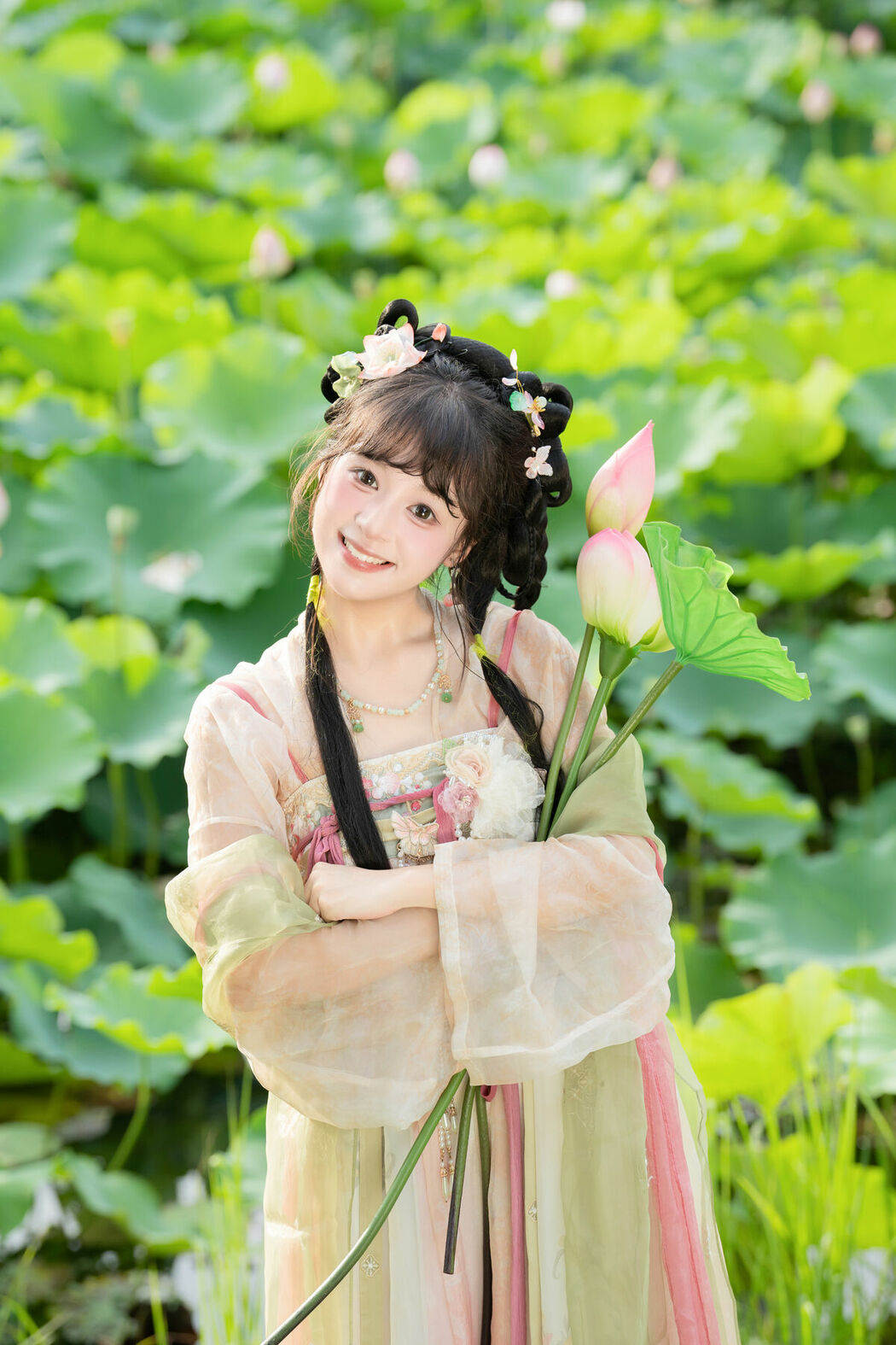 YiTuYu艺图语 Vol.10144 Xia Yu Xiao Nian (53P)