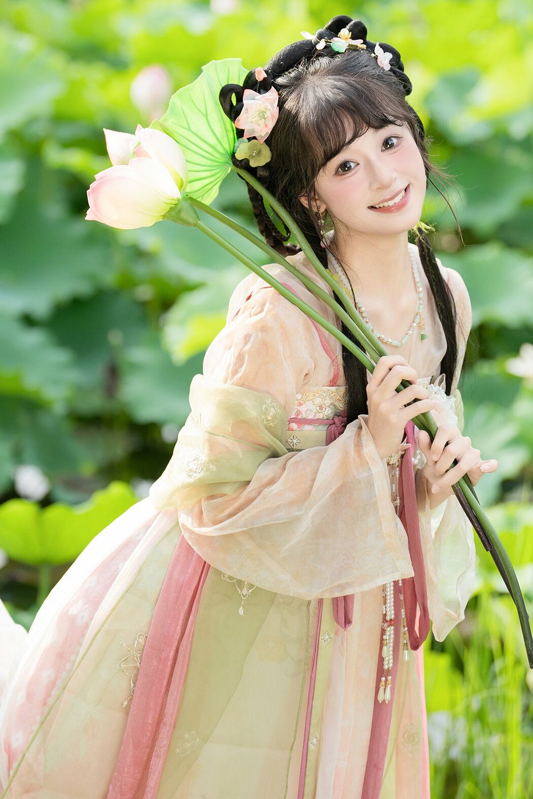 YiTuYu艺图语 Vol.10144 Xia Yu Xiao Nian (53P) Cover Photo