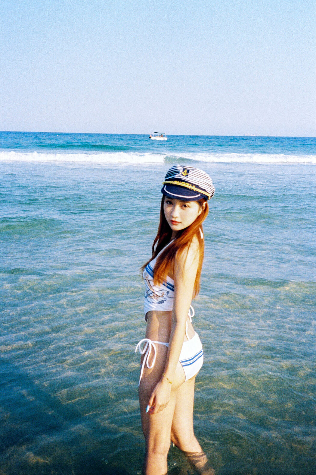 YiTuYu艺图语 Vol.10147 LLleleYY (17P)