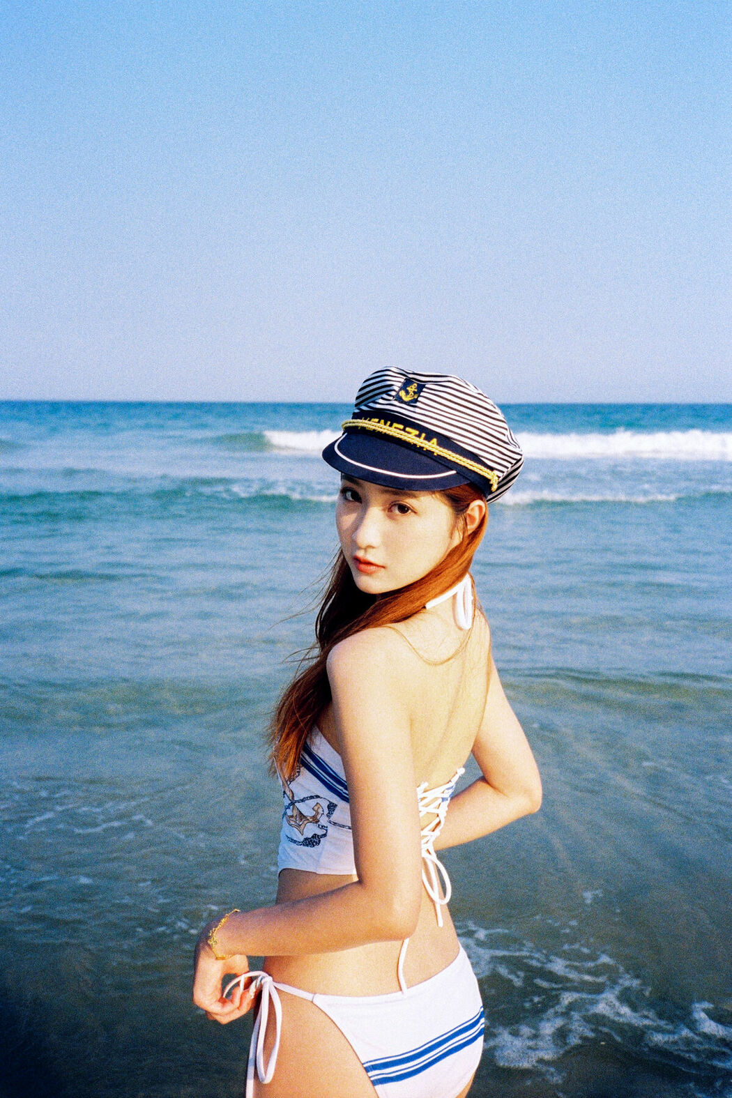 YiTuYu艺图语 Vol.10147 LLleleYY (17P)