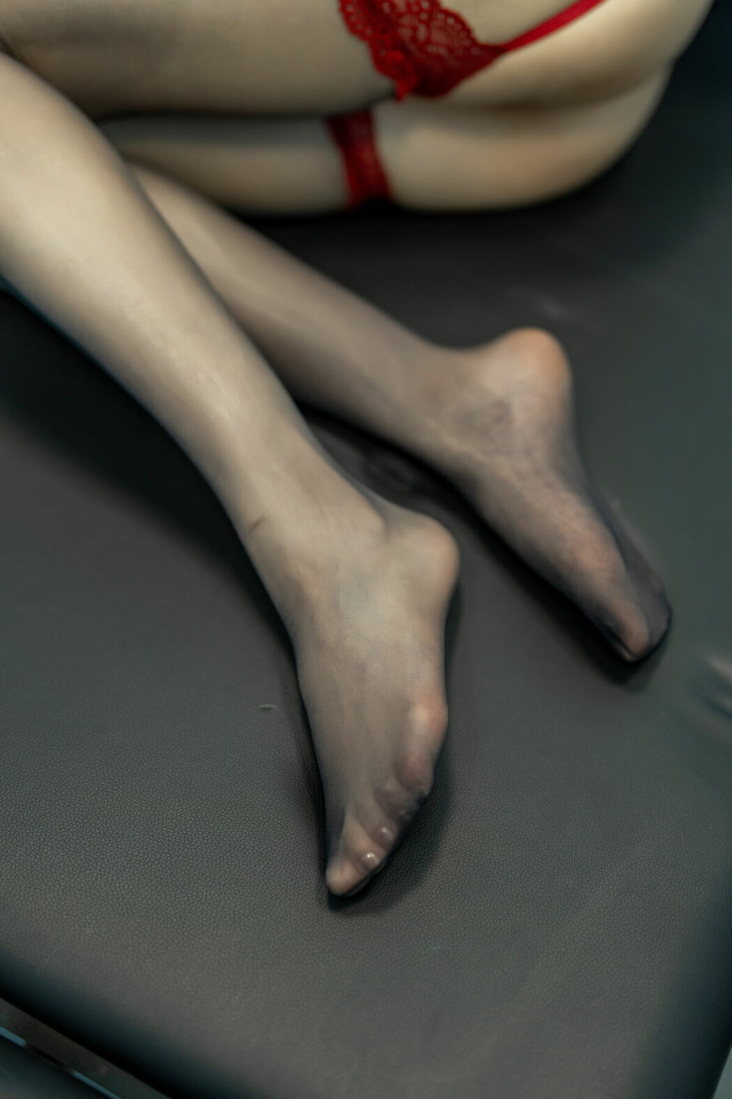 Coser@鹿八岁 – 男科病栋女医师 Part02 (56P)