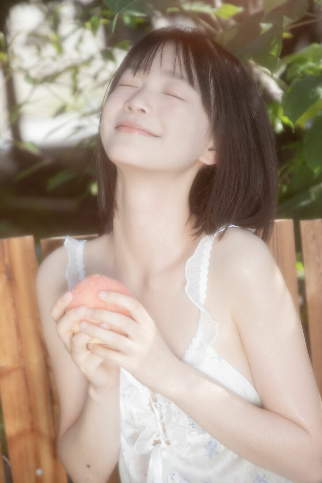 YiTuYu艺图语 Vol.10153 Yao Yao Zi Jiang (24P)