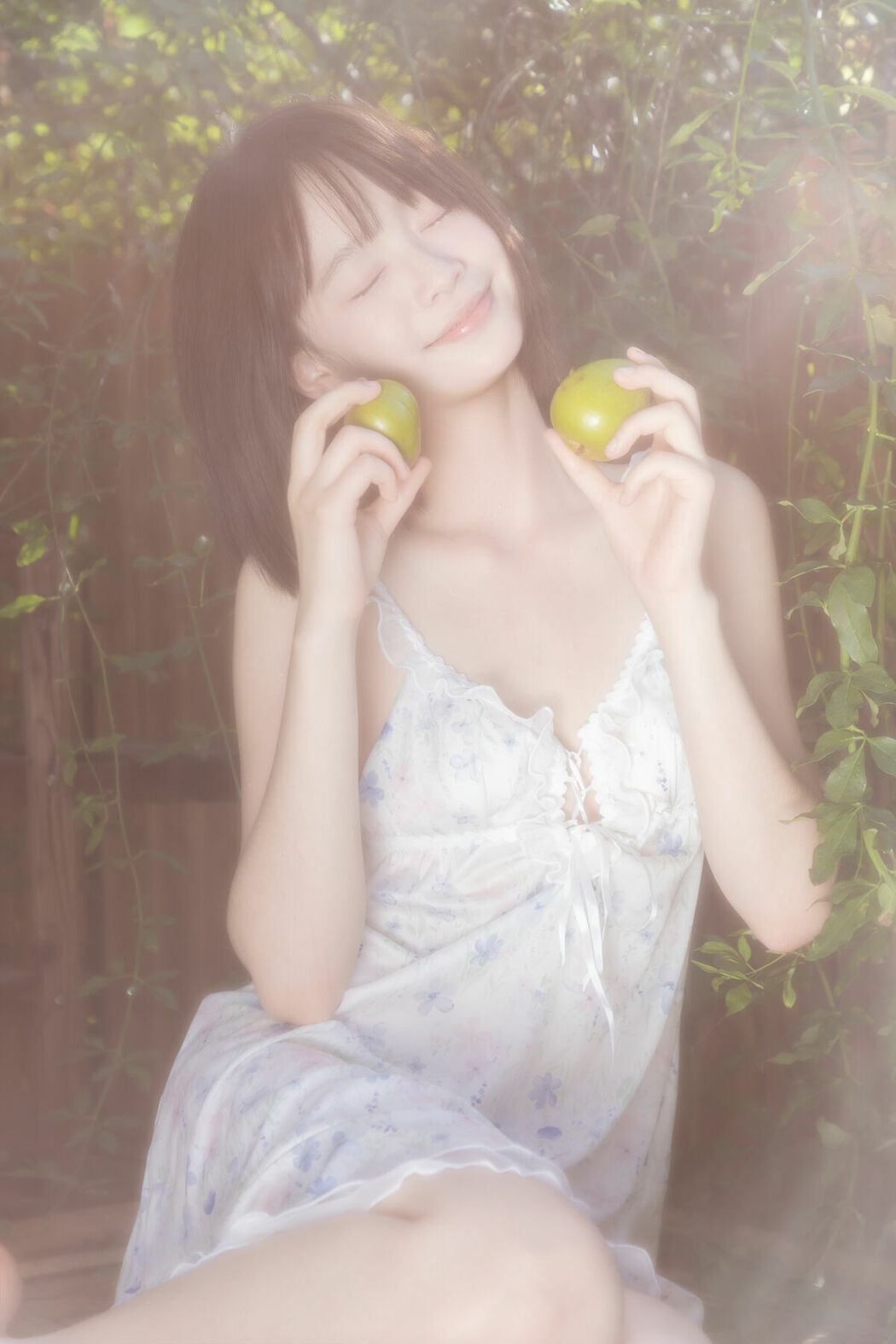 YiTuYu艺图语 Vol.10153 Yao Yao Zi Jiang (24P)