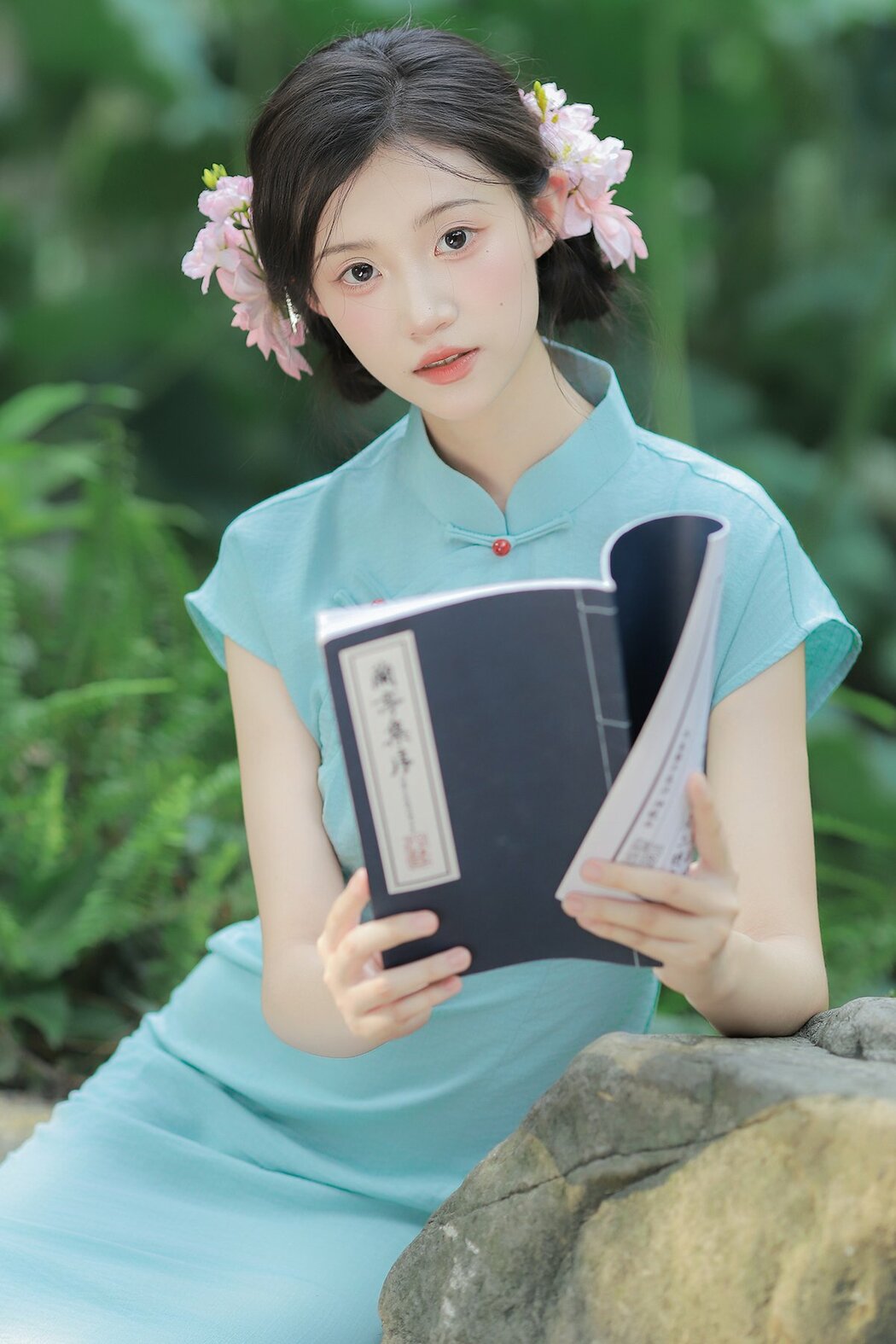 YiTuYu艺图语 Vol.10155 Yi Kou Shao Mai (17P) Cover Photo