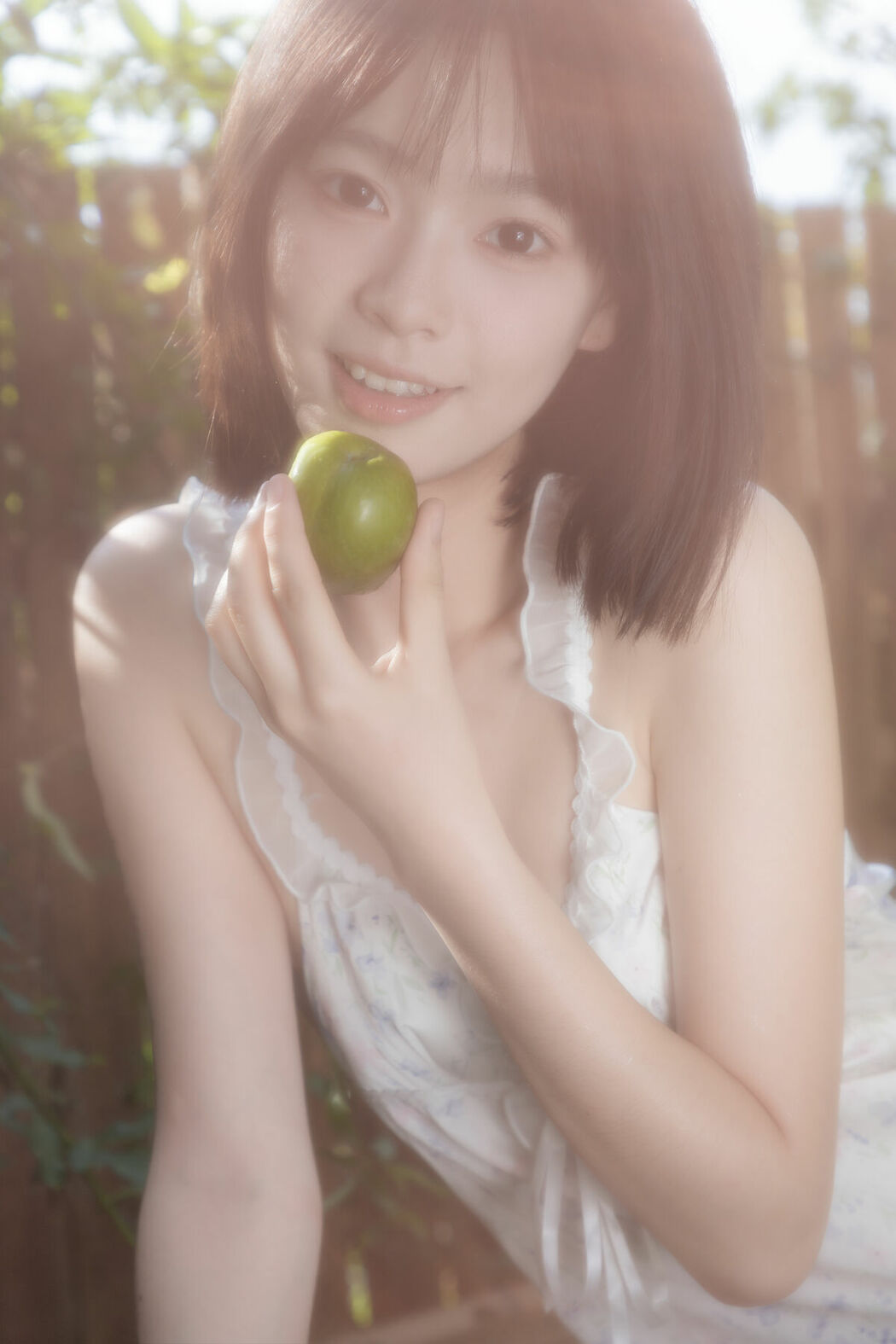 YiTuYu艺图语 Vol.10153 Yao Yao Zi Jiang (24P)