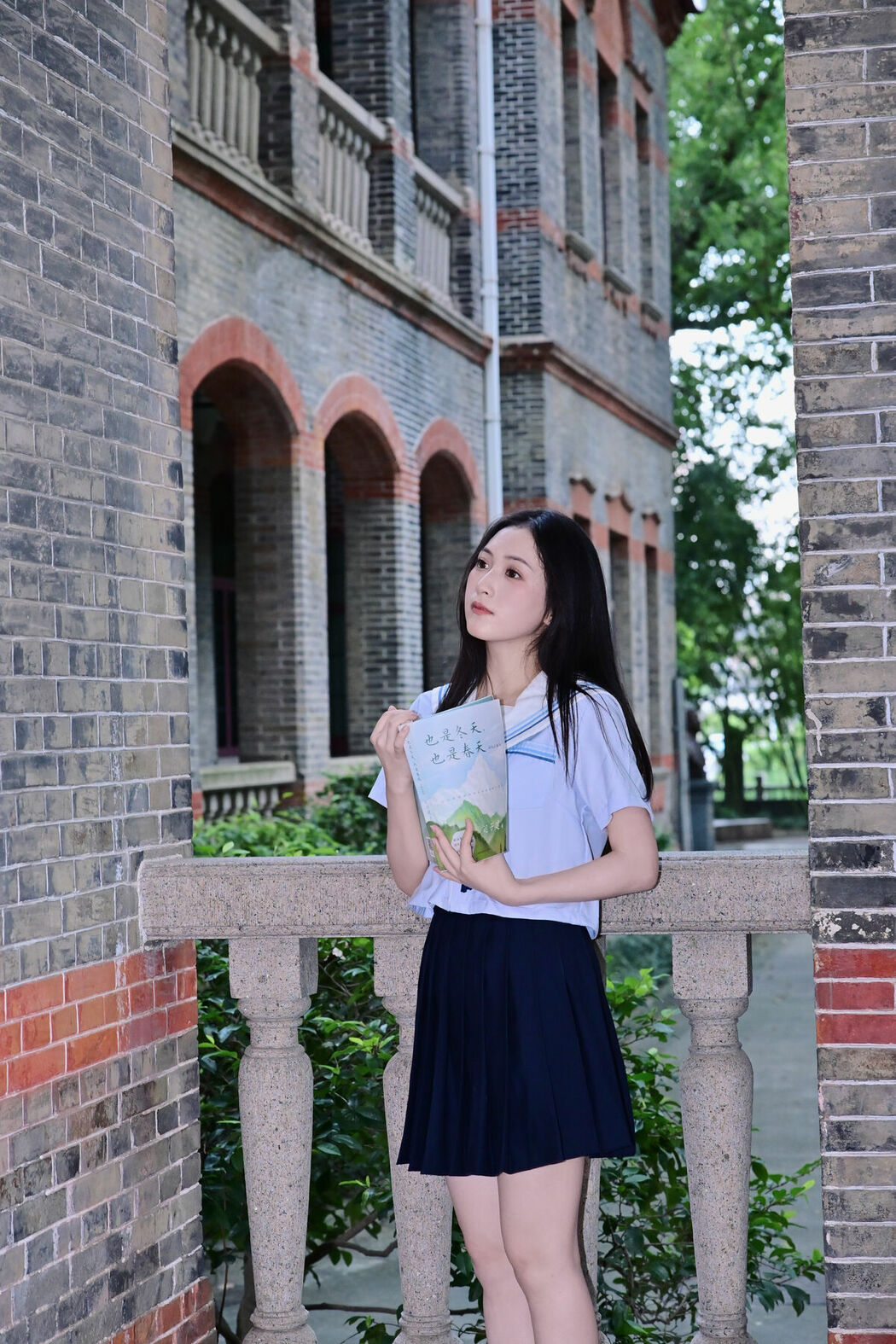 YiTuYu艺图语 Vol.10159 Vicky (14P)